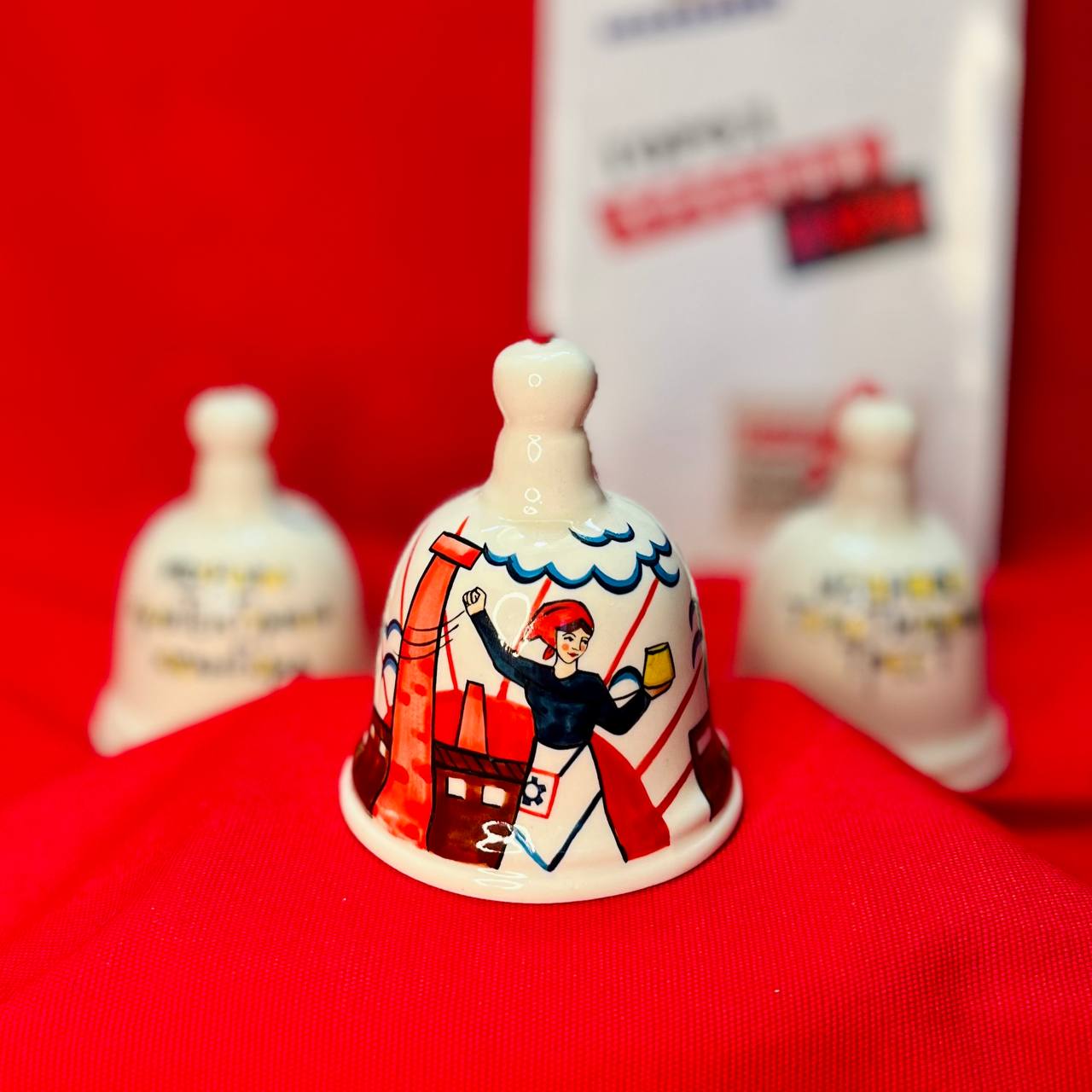 картинка Колокольчик большой Иваново - город невест. Роспись. Фарфор. от магазина Фабрика игрушек МОЯ ЗАБАВА